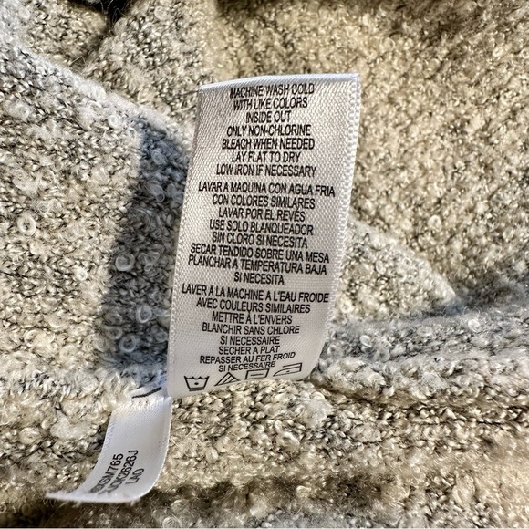 Calvin Klein Cream / Tan Fuzzy Marled Foldover Turtleneck Sweater Size Small - Picture 9 of 10